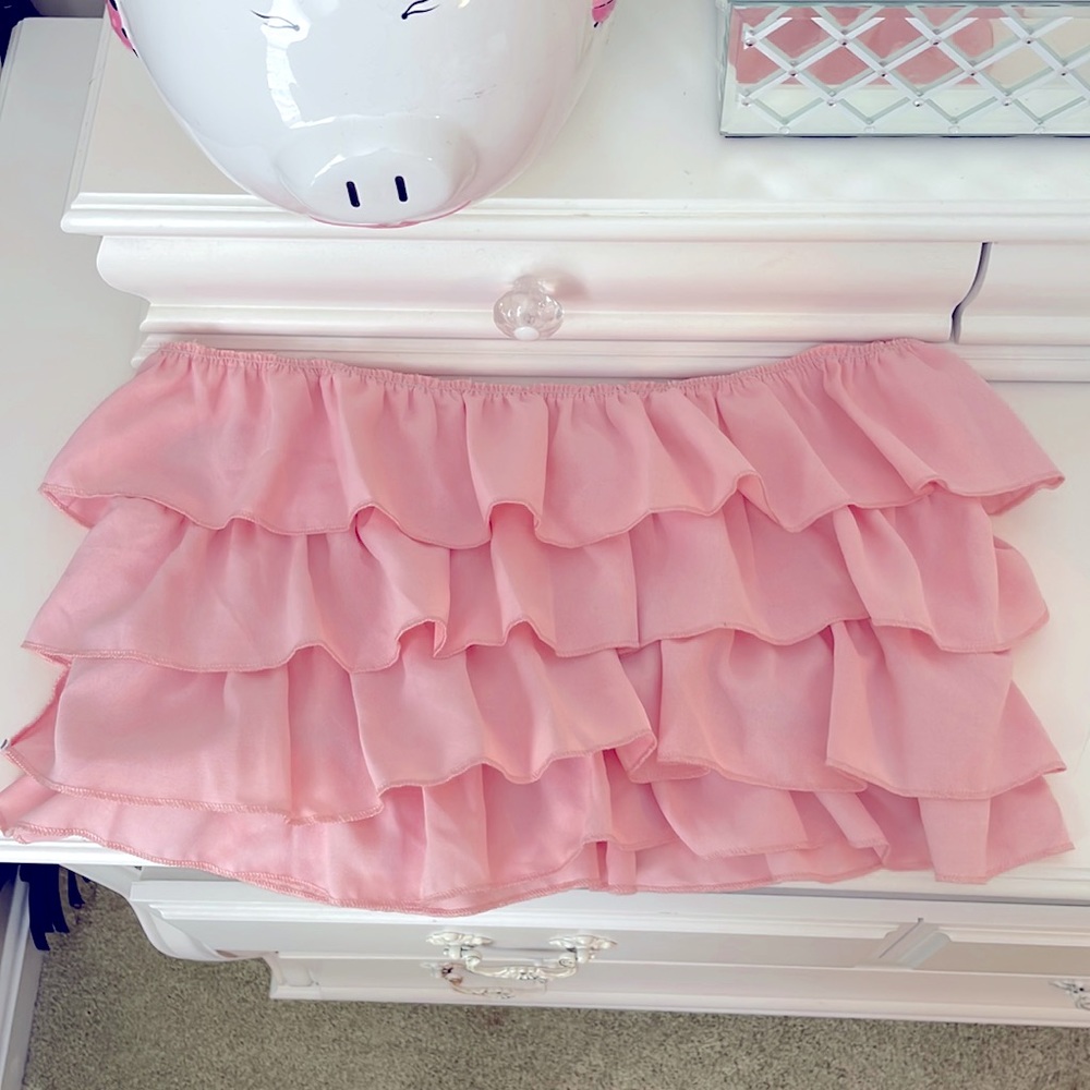 Strapless pink ruffle top